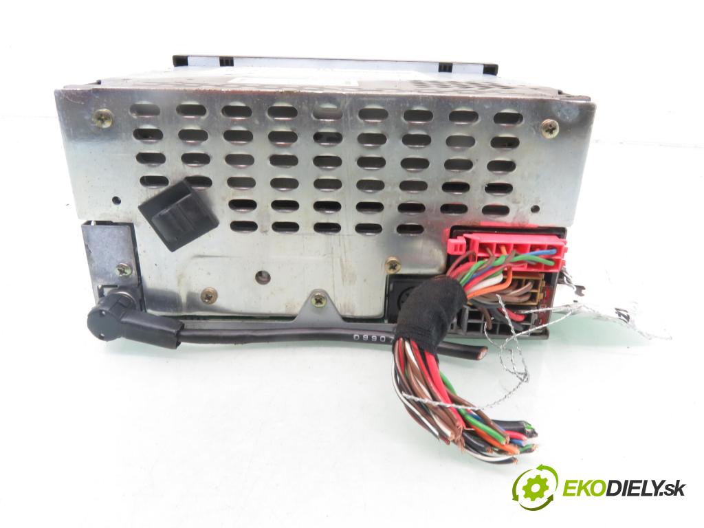 SAAB 9-3 (YS3D) LIFTBACK 1999 85,00 2.2 TiD 115 - D223L 2171,00 RADIO CD 5038203 ; 5043245