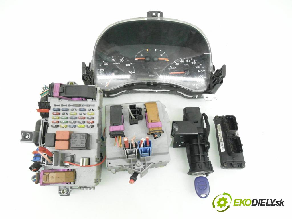 FIAT PUNTO (188_) HB 1999 44,00 1.2 Bifuel - 188 A4.000 1242,00 spinačka / imobilizéra IMMO / Riadiaca jednotka 46753574 ; IAW59FM2 ; 46774357NPL