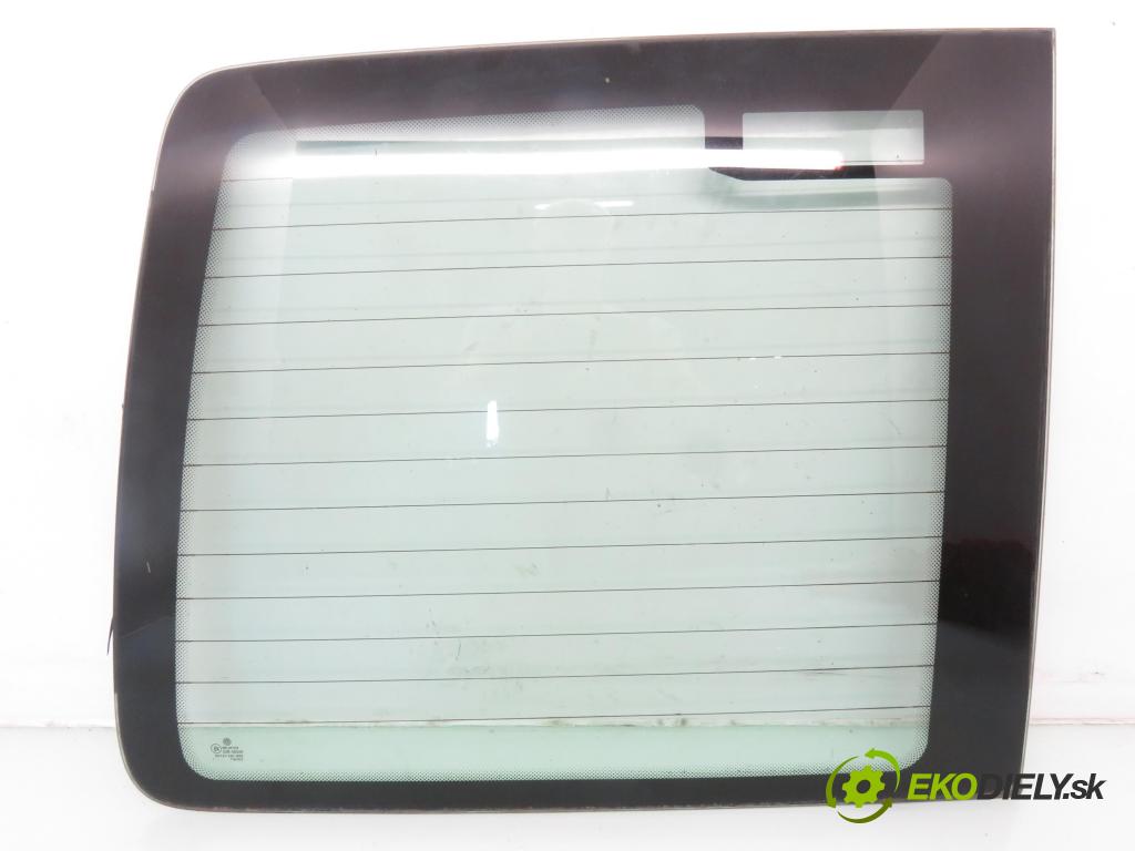 VW TRANSPORTER IV Skrzynia (70XA) FURGON 2002 65,00 2.5 TDI - AJT 2461,00 Okno dvierka ľavá strana