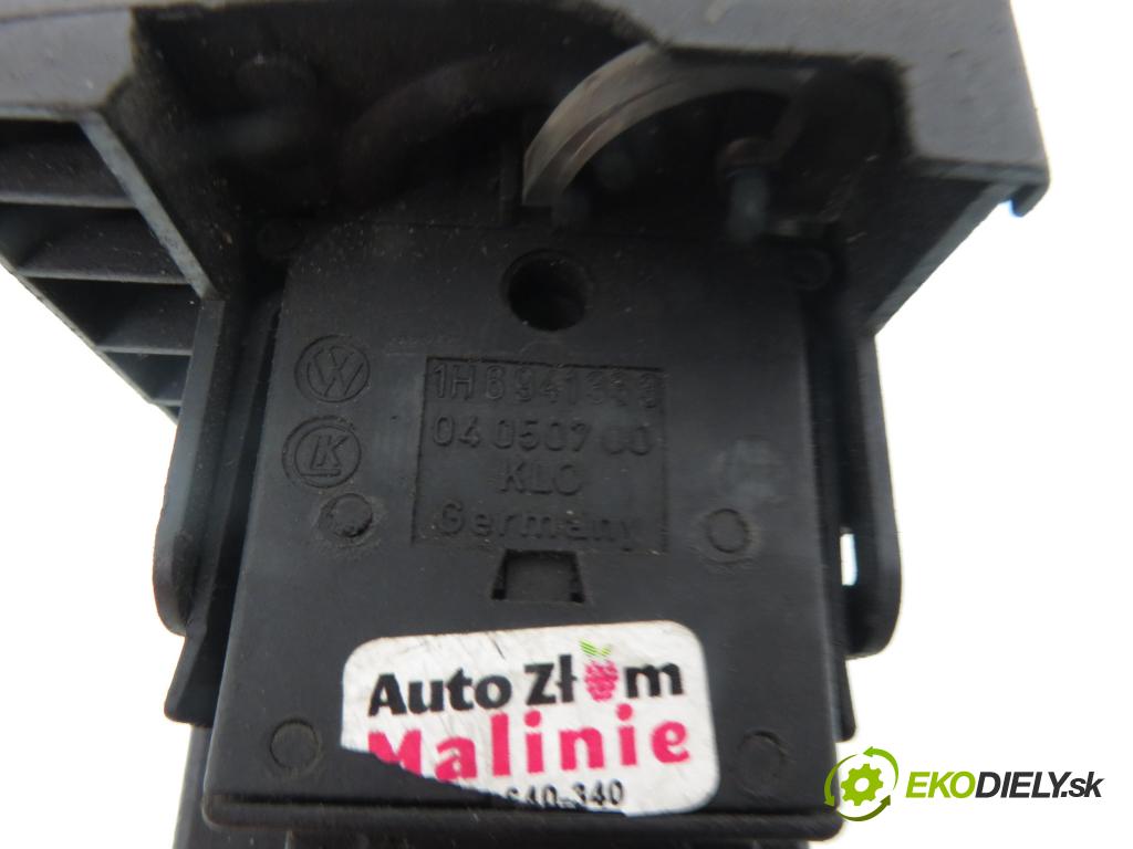 VW TRANSPORTER IV Skrzynia (70XA) FURGON 2002 65,00 2.5 TDI - AJT 2461,00 prepínač svetlá 1H6941531N