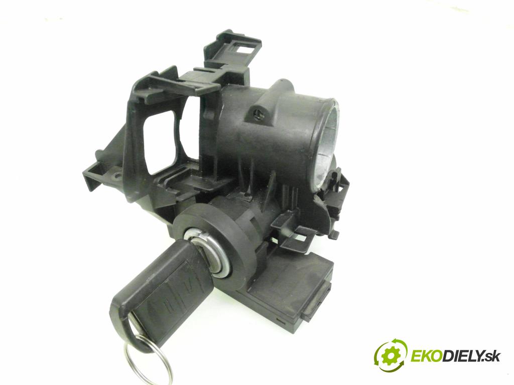 OPEL CORSA C (X01) HB 2000 43,00 1 - Z 10 XE 973,00 spinačka / imobilizéra IMMO / Riadiaca jednotka 0261206072 ; 26SA7134 ; 09166814FL