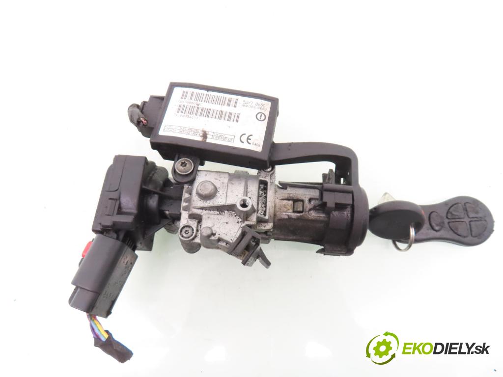 CHRYSLER VOYAGER IV (RG, RS) MINIVAN 2003 108,00 2.4 - EDZ 2429,00 spinačka 04690920AB ; P04686665AC ; 04685719AB (Spínacia skrinka)