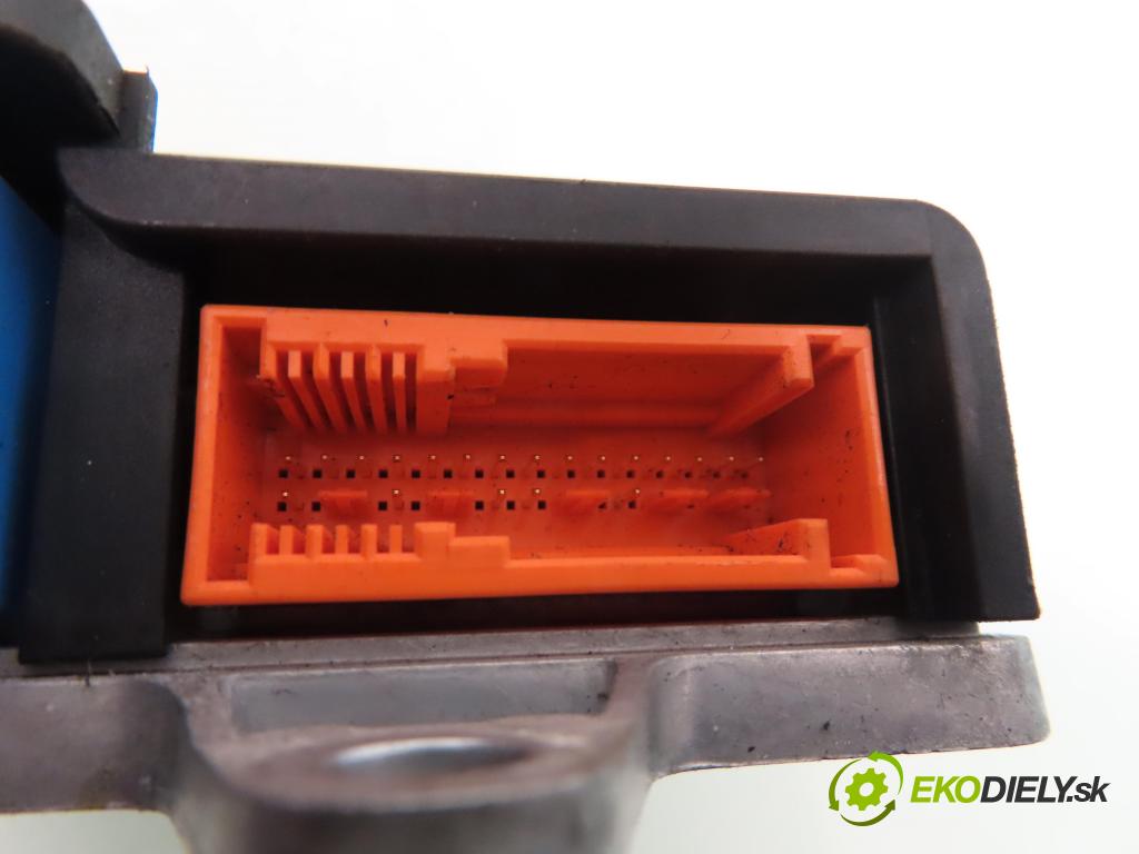 VOLVO C30 (533) HB 2008 100,00 2.0 D - D 4204 T 1997,00 MODUL air BAG 30773786 ; 00405178A4