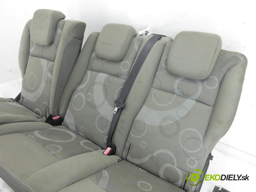 RENAULT KANGOO / GRAND KANGOO II (KW0/1_) KOMBIVAN 2009 63,00 1.5 dCi (KW0B) - K9K 802 1461,00 Sedadlá, sedačky Sedadlo