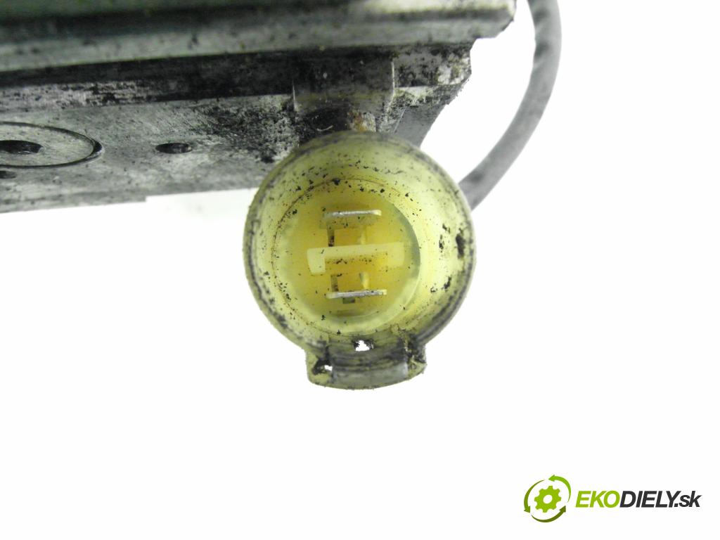 LAND ROVER FREELANDER (L314) SUV 2000 72,00 2.0 DI 4x4 - 20 T2N 1994,00 Pumpa ABS SRB10123000 ; 10123000 (Pumpa ABS)