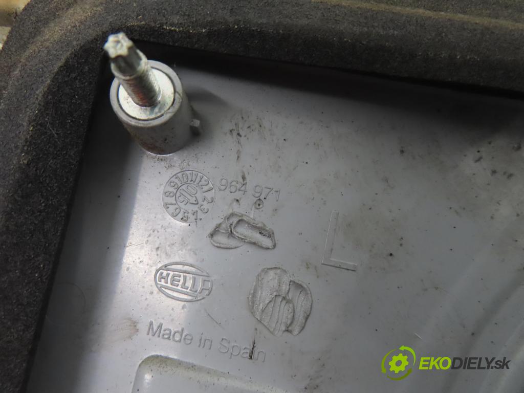 VW SHARAN (7M8, 7M9, 7M6) MINIVAN 2001 85,00 1.9 TDI - BVK 1896,00 Svetlo ľavé zadné kufor 964971