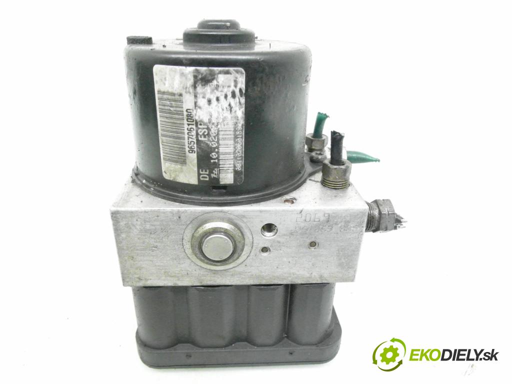 CITROEN C5 II (RC_) LIFTBACK 1999 80,00 1.6 HDi (RC8HZB) - 9HZ (DV6TED4) 1560,00 pumpa ABS 10096011473 ; 00007503C2 ; 9657061080 (Pumpa ABS)