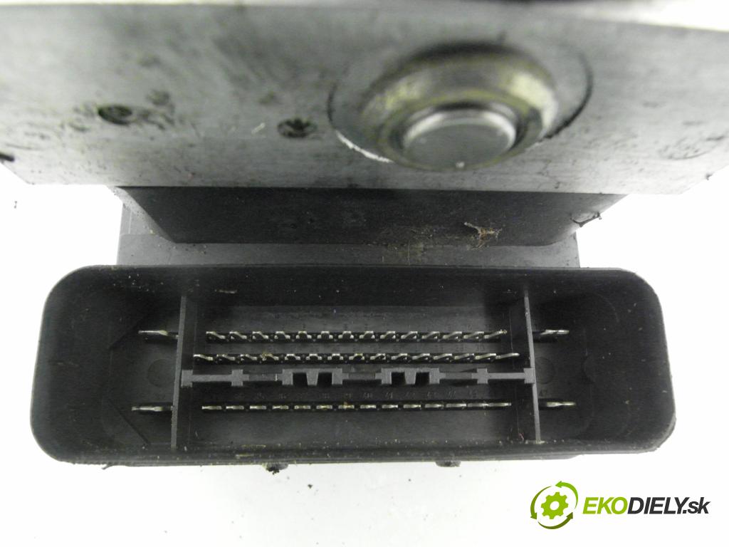 CITROEN C5 II (RC_) LIFTBACK 1999 80,00 1.6 HDi (RC8HZB) - 9HZ (DV6TED4) 1560,00 pumpa ABS 10096011473 ; 00007503C2 ; 9657061080 (Pumpa ABS)