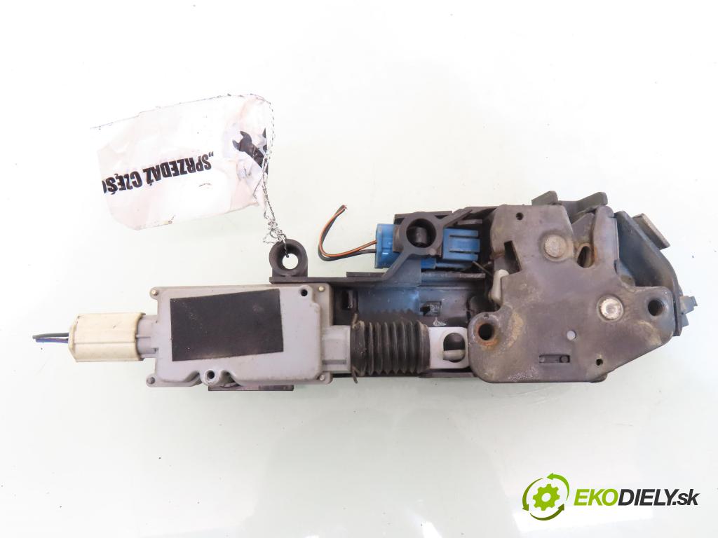 LAND ROVER FREELANDER (L314) SUV 2000 72,00 2.0 DI 4x4 - 20 T2N 1994,00 zámok dveří kufr EL. 335424