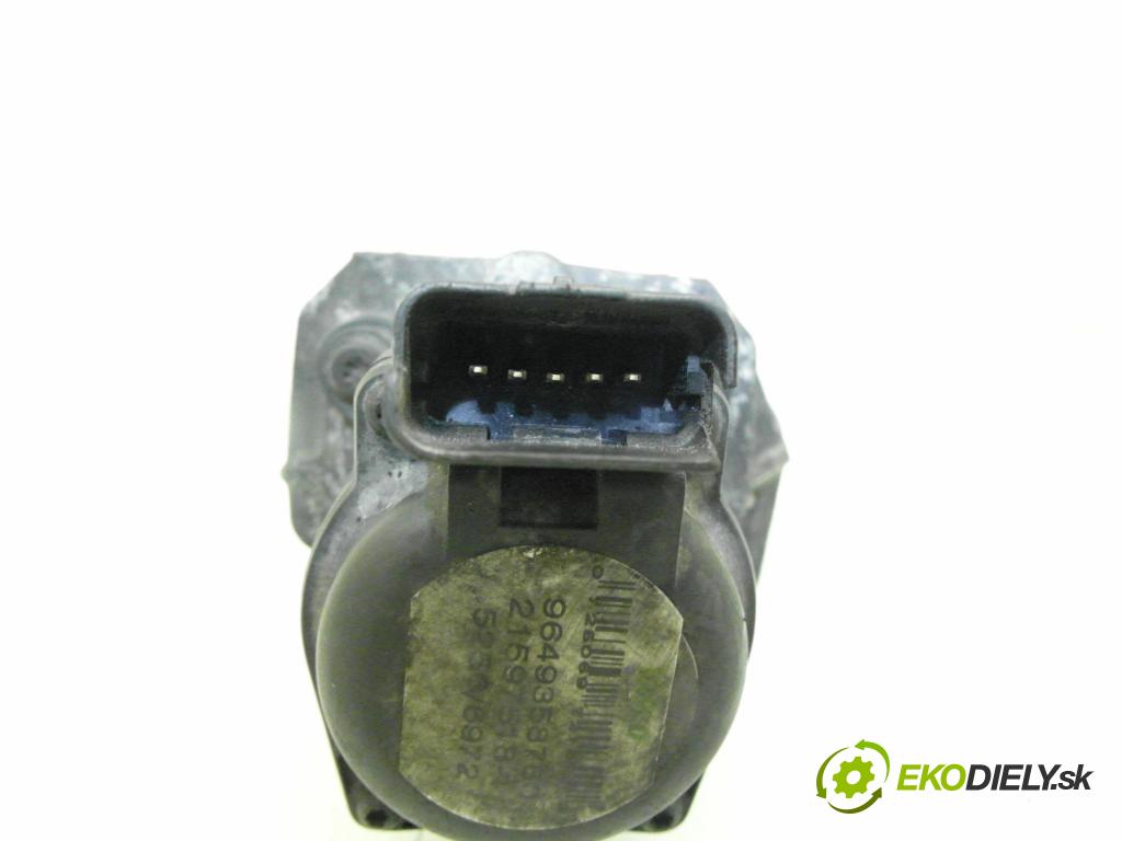 CITROEN C5 II (RC_) LIFTBACK 1999 80,00 1.6 HDi 109 - 9HZ 1560,00 VENTIL EGR 9649358780 ; 215975181 ; EN48000