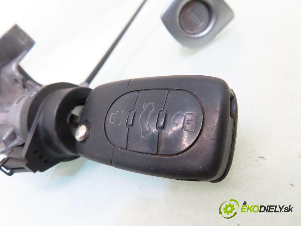 AUDI A4 Avant (8E5, B6) KOMBI 2004 96,00 1.9 TDI - AWX 1896,00 spinačka / zámky 4B0905851F