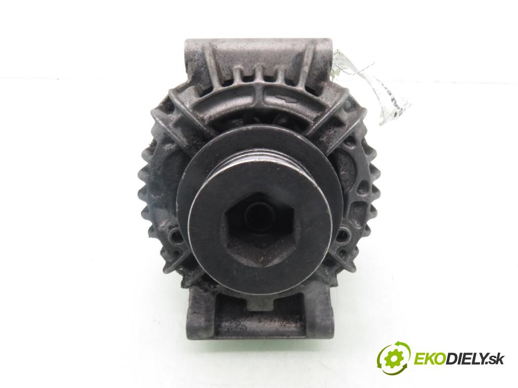 RENAULT SCENIC I (JA0/1_) MINIVAN 2000 70,00 1.4 16V (JA0D, JA1H, Ja0W, JA10) - K4J 714 1390,00 Alternátor 7700434899 ; 0124325031 (Alternátor)