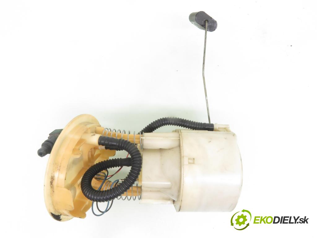 RENAULT SCENIC I (JA0/1_) MINIVAN 2000 79,00 1.6 - K4M 700 1598,00 Pumpa paliva 7700422036A ; 56002310