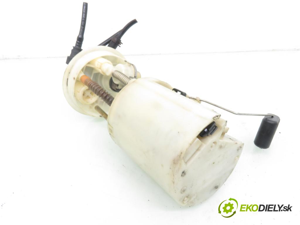 DAEWOO MATIZ (M100, M150) HB 1999 38,00 0.8 - F8CV 796,00 Pumpa paliva 96560574