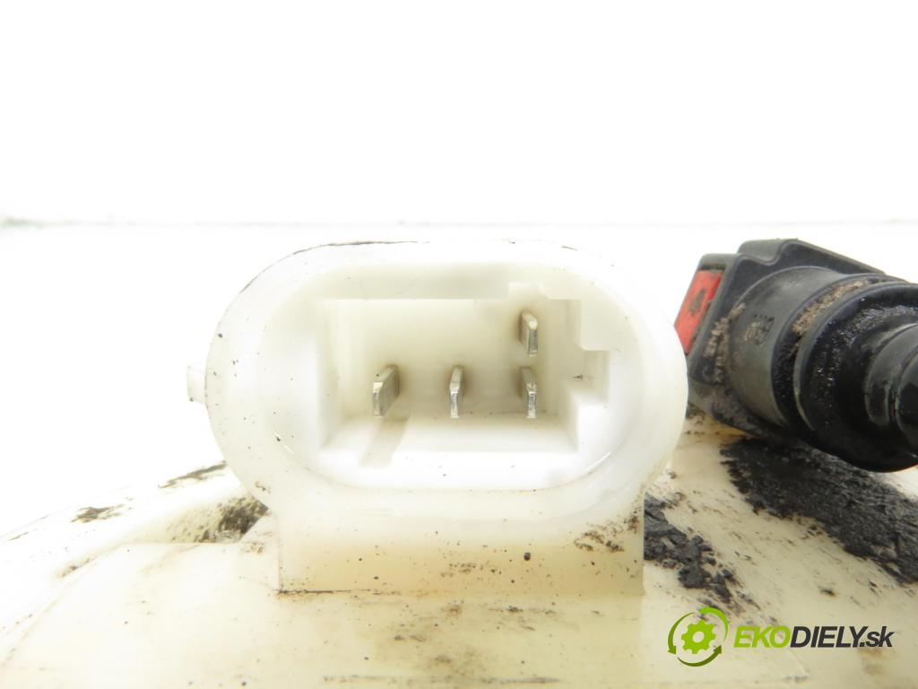 RENAULT SCENIC I (JA0/1_) MINIVAN 2000 79,00 1.6 - K4M 700 1598,00 Pumpa paliva 7700431718D