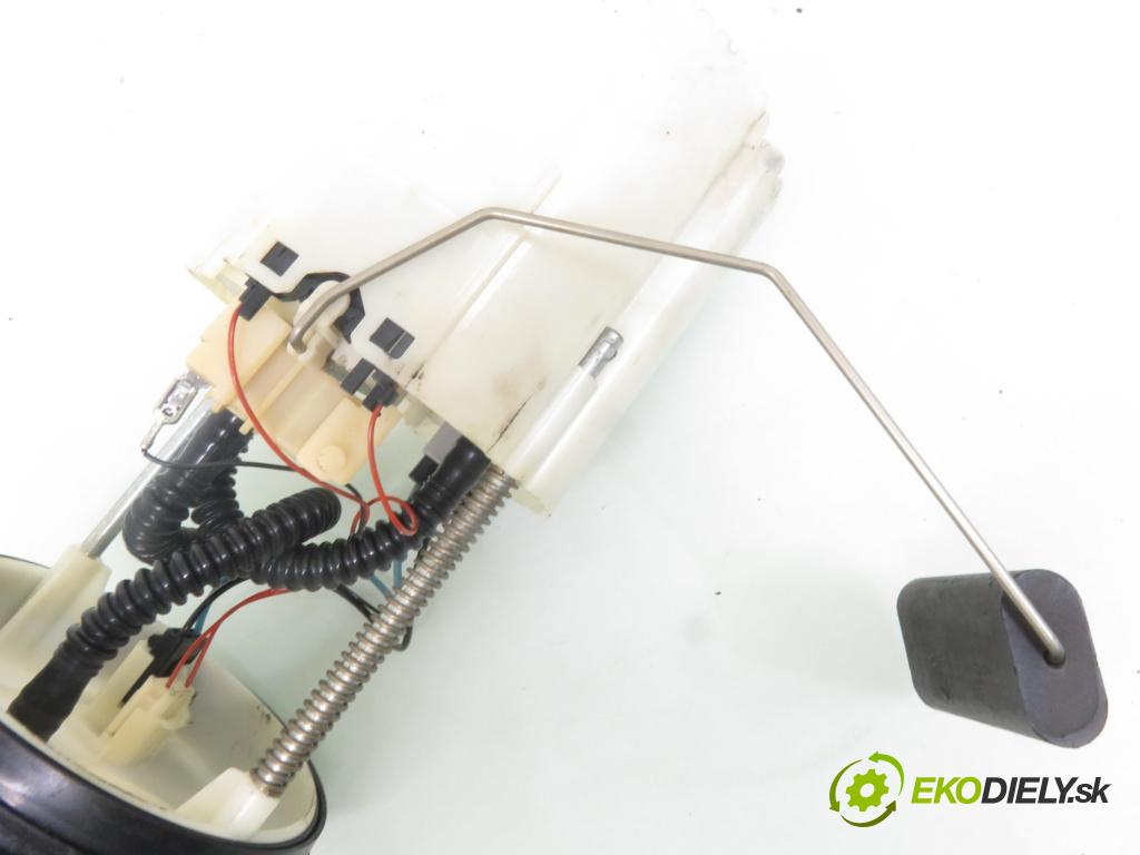 NISSAN PRIMERA (P12) LIFTBACK 2005 85,00 1.8 - QG18DE 1769,00 pumpa paliva 17040AV710 ; 0580314062