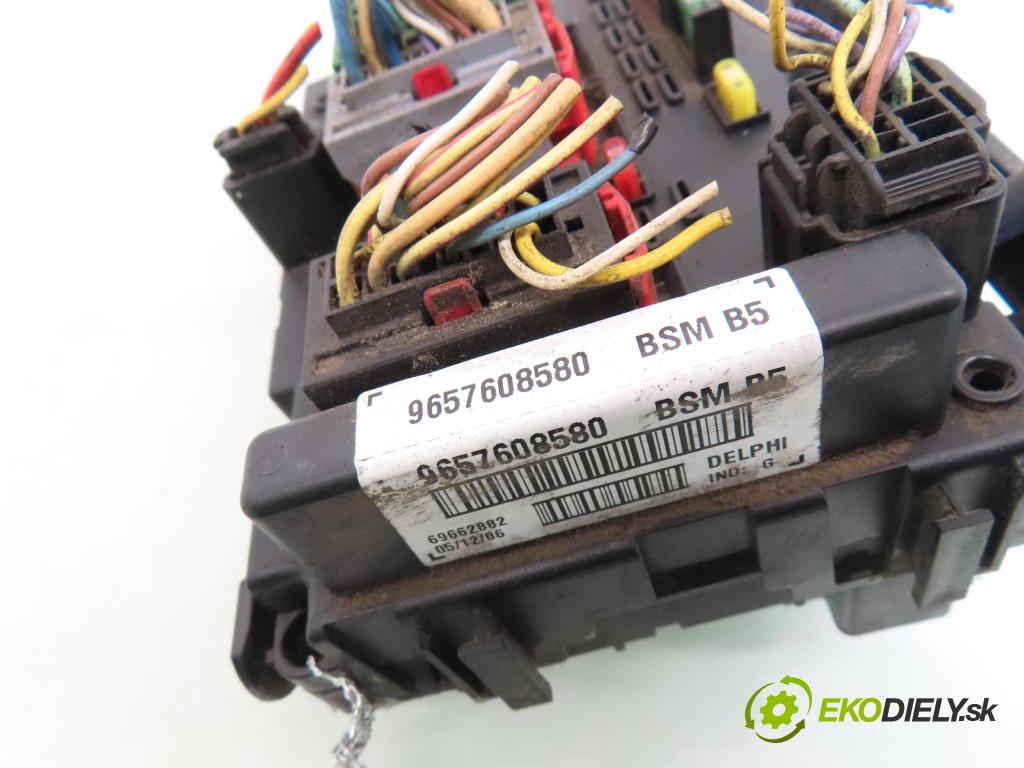 FIAT ULYSSE (179_) MINIVAN 2003 100,00 2 - RFN (EW10J4) 1997,00 MODUL BSM 9657608580