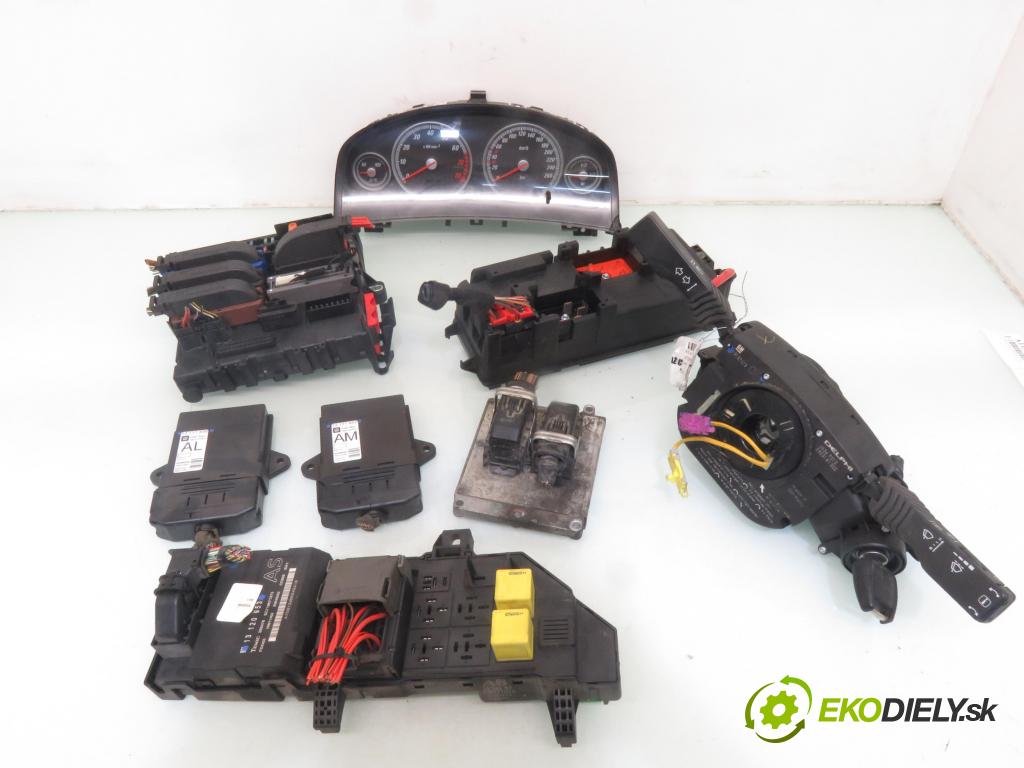 OPEL VECTRA C GTS (Z02) LIFTBACK 2003 108,00 2.2 16V - Z 22 SE 2198,00 spínačka / imobilizéra IMMO / řídící jednotka 12571663AN ; 13144711US ; 13112913AT