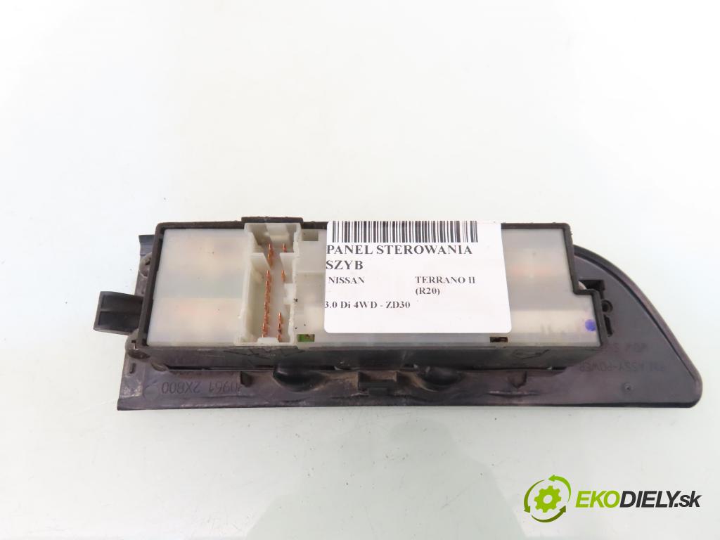 NISSAN TERRANO II (R20) TERENOWY 2002 113,00 3.0 Di 4WD - ZD30 2953,00 Panel ovládania okien 809612X800