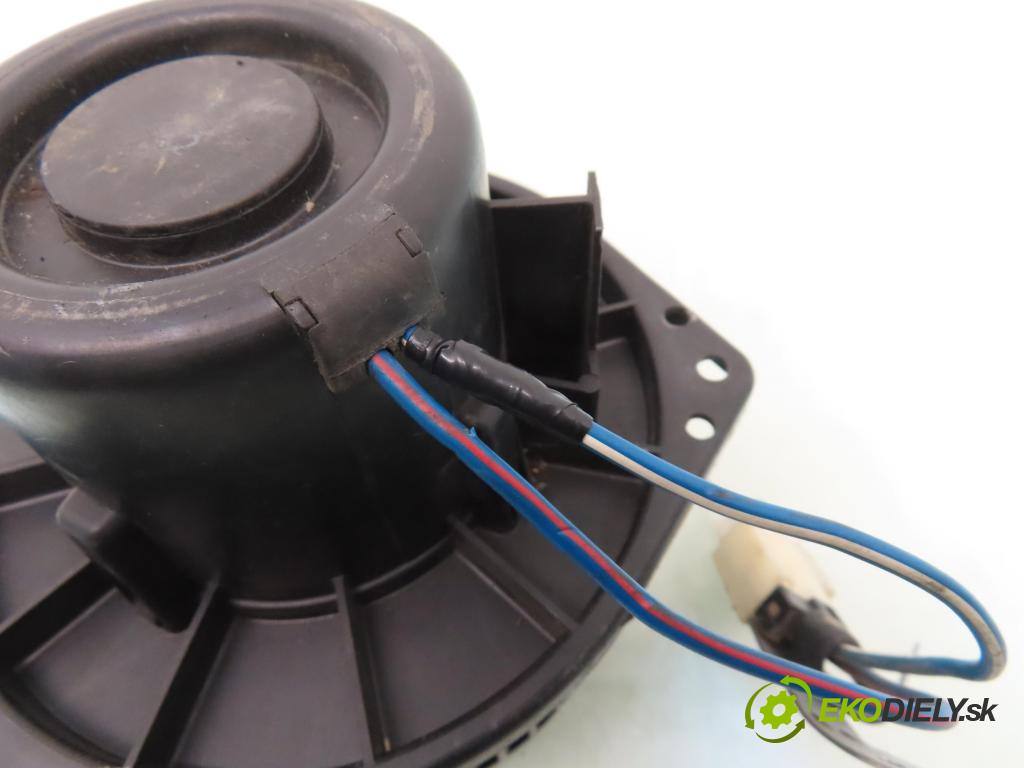 NISSAN TERRANO II (R20) TERENOWY 2002 113,00 3.0 Di 4WD - ZD30 2953,00 Ventilátor vetráku 0130111153 ; 4872530350