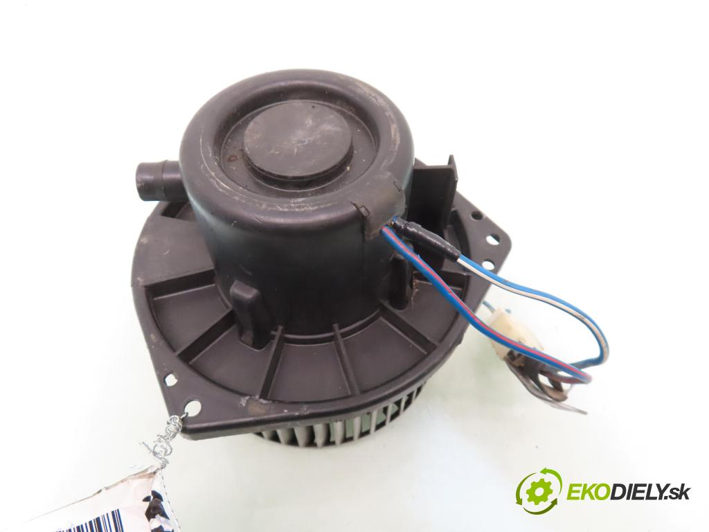 NISSAN TERRANO II (R20) TERENOWY 2002 113,00 3.0 Di 4WD - ZD30 2953,00 Ventilátor vetráku 0130111153 ; 4872530350