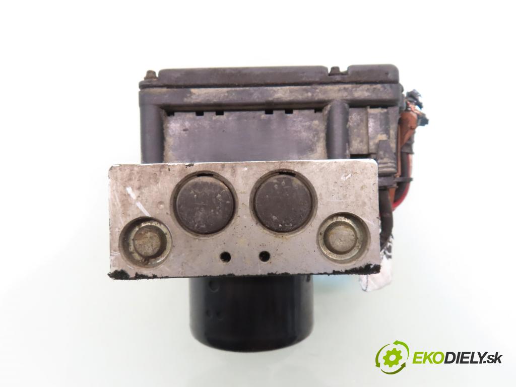 VOLVO V70 II SW (285) KOMBI 2000 103,00 2.5 TDI - D 5252 T 2461,00 Pumpa ABS 9496946 ; 9496945 ; 10094904203 (Pumpa ABS)