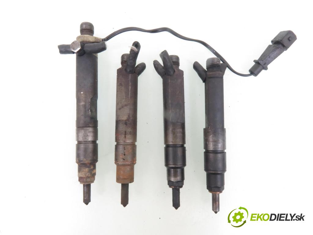 AUDI A4 (8D2, B5) SEDAN 1996 66,00 1.9 TDI - 1Z 1896,00 vstřikovací ventily 028130201J ; 028130201G (Vstřikovací ventil)