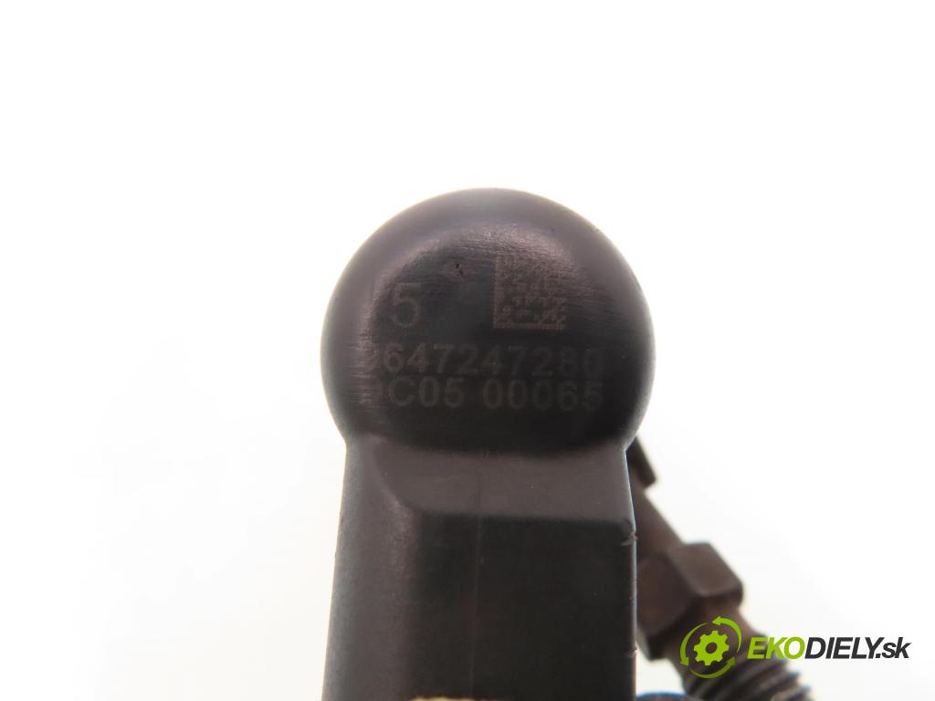 FORD FOCUS C-MAX (DM2) MINIVAN 2003 100,00 2.0 TDCi - G6DA 1997,00 vstrekovač 9647247280 (Vstrekovač paliva)
