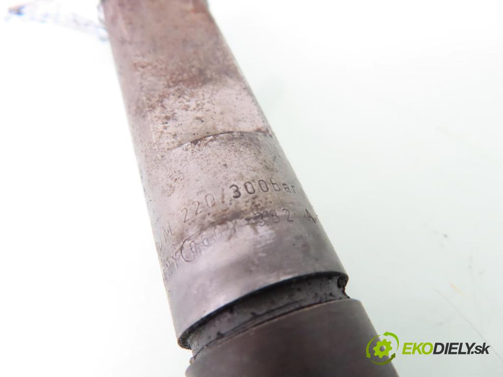 SEAT TOLEDO II (1M2) SEDAN 1999 66,00 1.9 TDI - AGR 1896,00 Vstrekovacie ventily 028130201S ; 0432193600 ; 028130203F (Vstrekovací ventil)