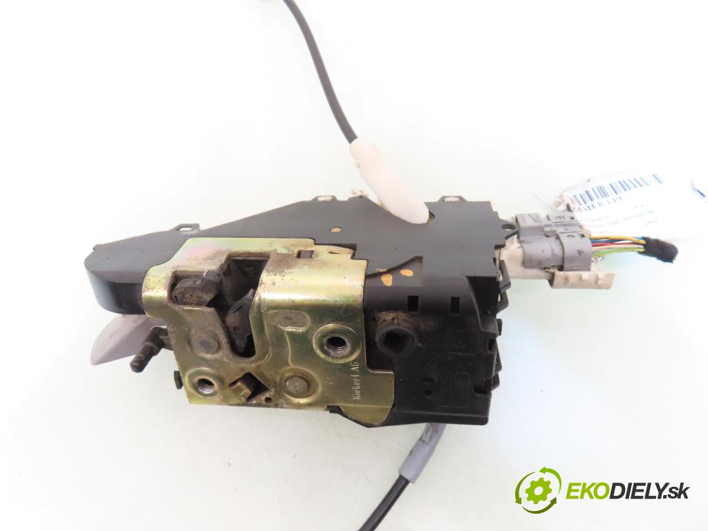 CITROEN C4 I (LC_) HB 2005 80,00 1.6 HDi- 9HZ (DV6TED4) 1560,00 zámok 9647172780F