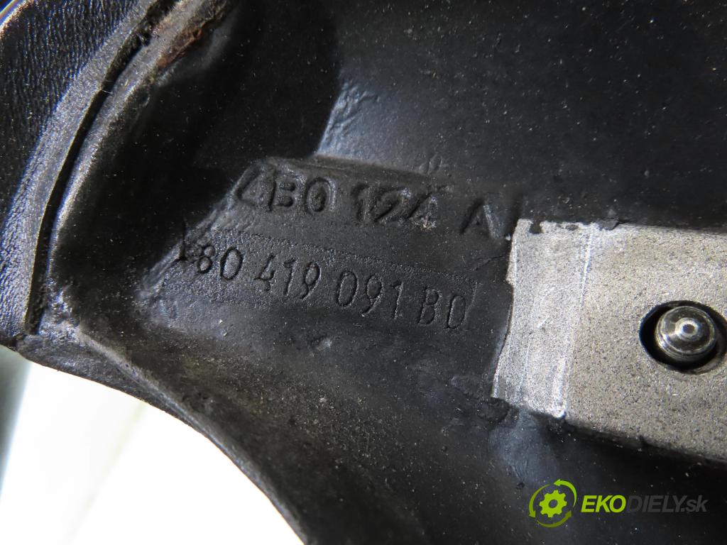 AUDI A4 (8D2, B5) SEDAN 1995 74,00 1.6 - ANA 1595,00 Volant 4B0419091BD ; 8D0880201H (Volant)