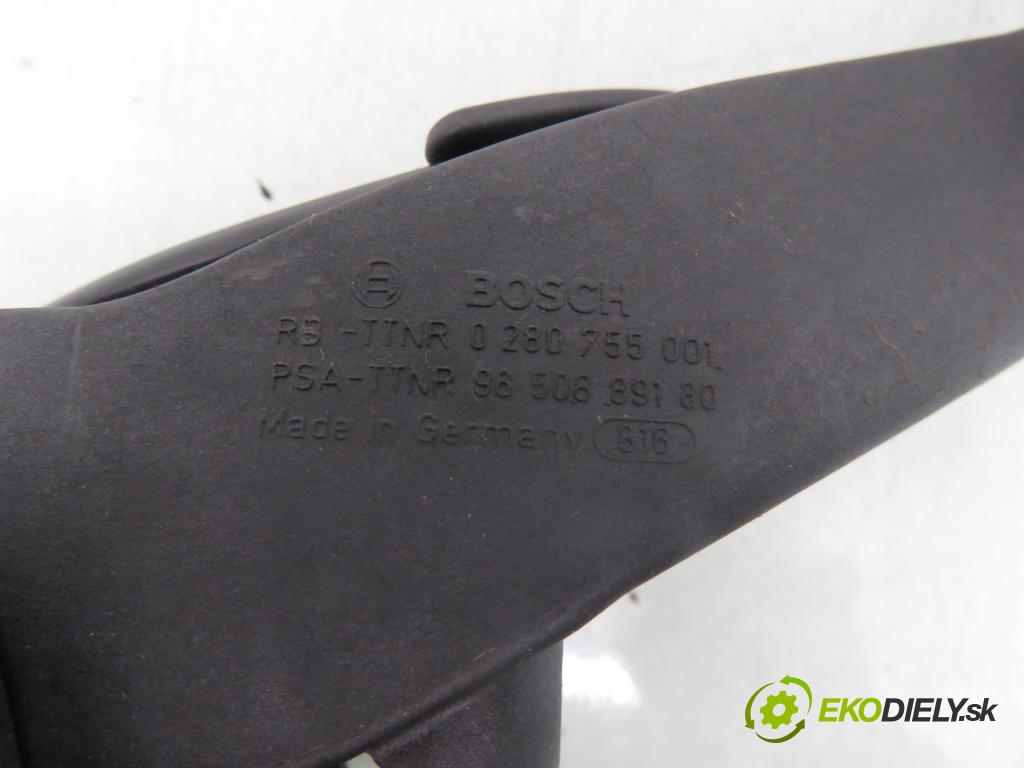 CITROEN C4 coupe (LA_) COUPE 2005 80,00 1.6 16V - NFU (TU5JP4) 1587,00 potenciometr plynového pedálu 9650889180 ; 0280755001 ; F00C3E2429 (Potenciometr plynového pedálu)