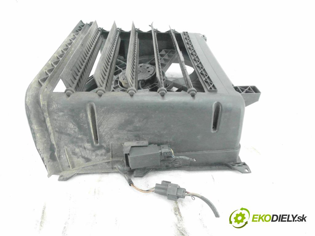 BMW 3 (E46) SEDAN 2001 100,00 320 d - M47 D20 (204D1) 1951,00 Ventilátor chladič vody 69226701 ; 64118391470 ; 3136613245