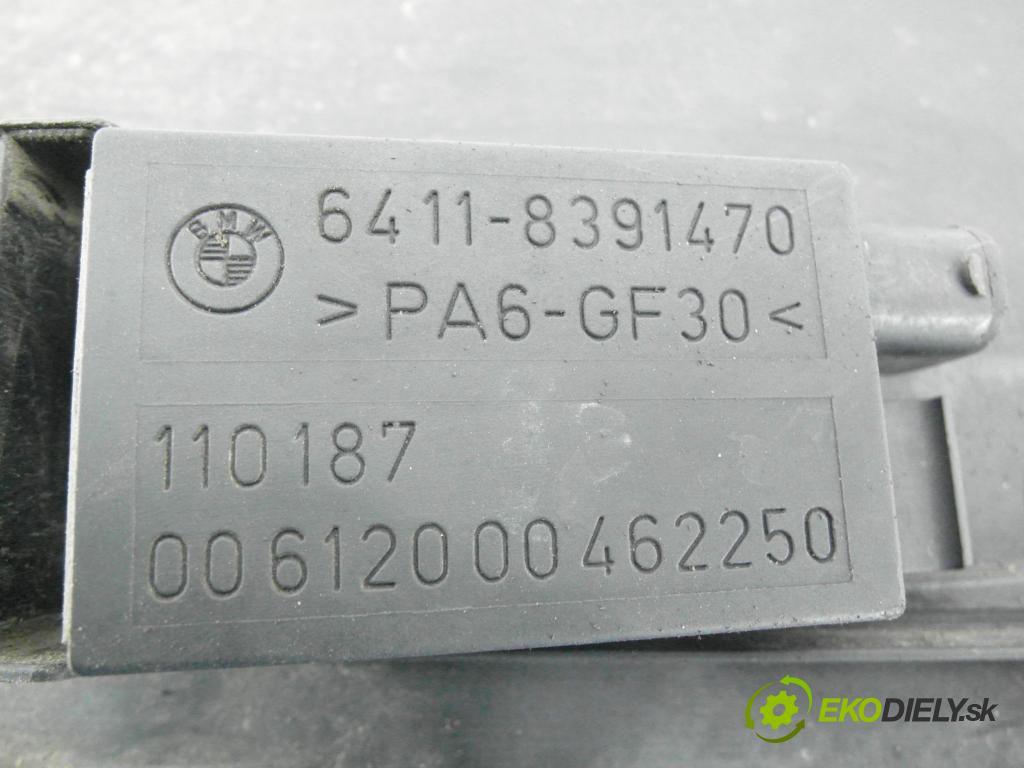 BMW 3 (E46) SEDAN 2001 100,00 320 d - M47 D20 (204D1) 1951,00 Ventilátor chladič vody 69226701 ; 64118391470 ; 3136613245