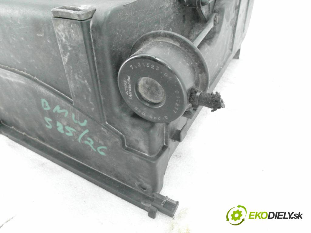 BMW 3 (E46) SEDAN 2001 100,00 320 d - M47 D20 (204D1) 1951,00 Ventilátor chladič vody 69226701 ; 64118391470 ; 3136613245