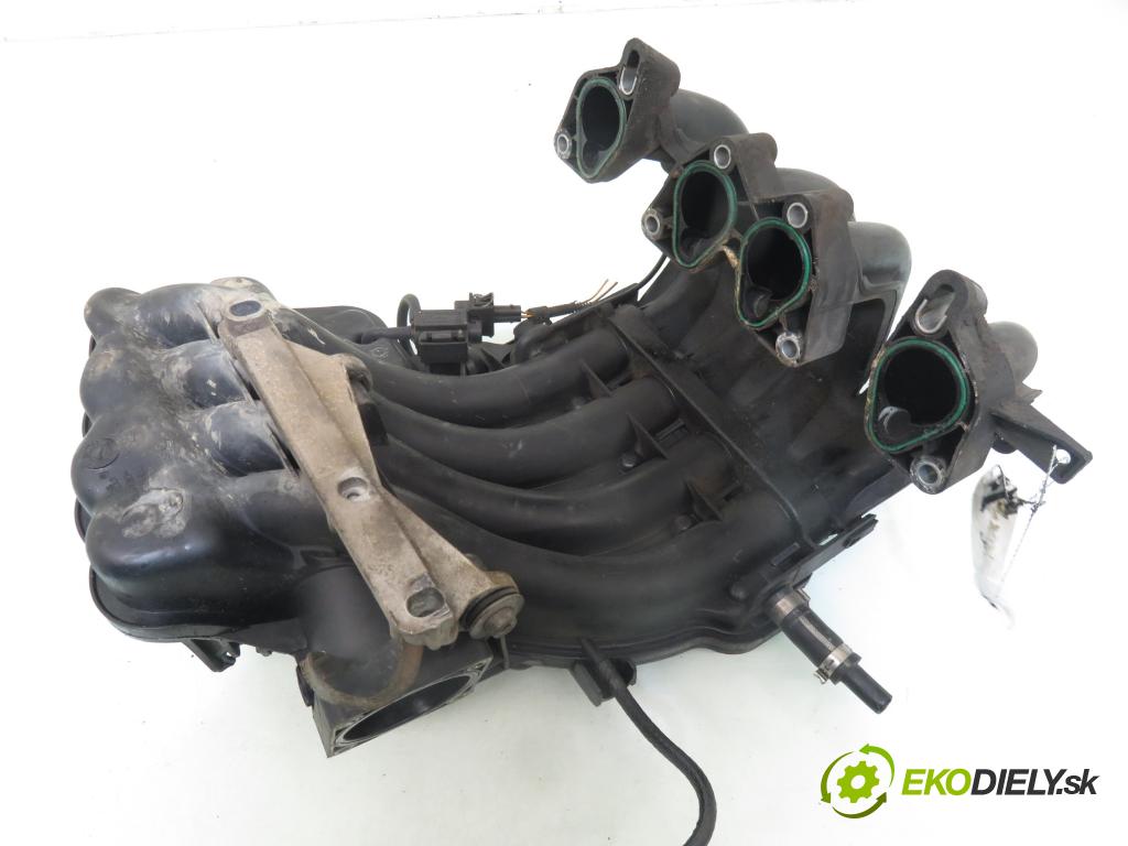 AUDI A3 (8L1) HB 1999 74,00 1.6 - AKL 1595,00 potrubí 06A133205G