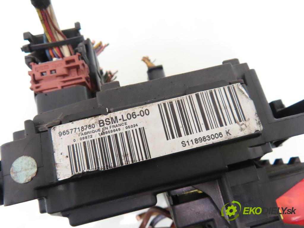 CITROEN C4 I (LC_) HB 2005 80,00 1.6 HDi- 9HZ (DV6TED4) 1560,00 MODUL BSM 9657718780 ; S118983006K