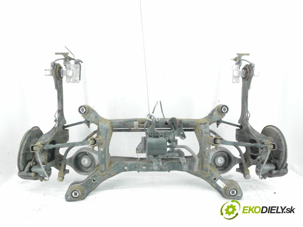 VOLVO S80 II (AS) SEDAN 2009 107,00 2.0 FlexFuel - B 4204 S4 1999,00 zadné