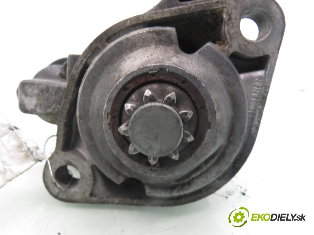 AUDI A3 (8L1) HB 1999 74,00 1.6 - AKL 1595,00 Štartér 020911023F ; 0986017830 (Štartér)