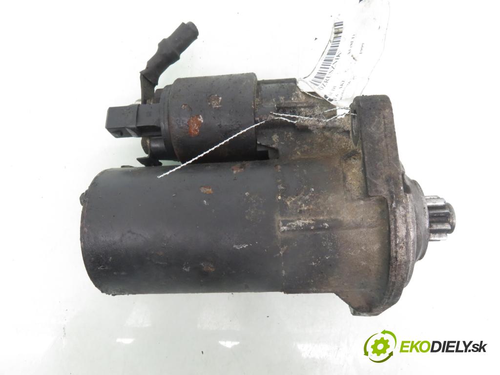AUDI A3 (8L1) HB 1999 74,00 1.6 - AKL 1595,00 Štartér 020911023F ; 0986017830 (Štartér)