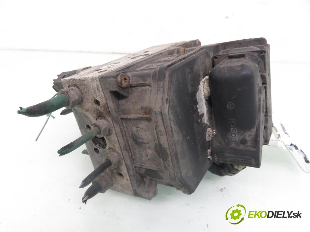 RENAULT SCENIC I (JA0/1_) MINIVAN 2001 102,00 2.0 16V (JA1B, JA1D) - F4R 740 1998,00 Pumpa ABS 0265950046 ; 8200090690 (Pumpa ABS)