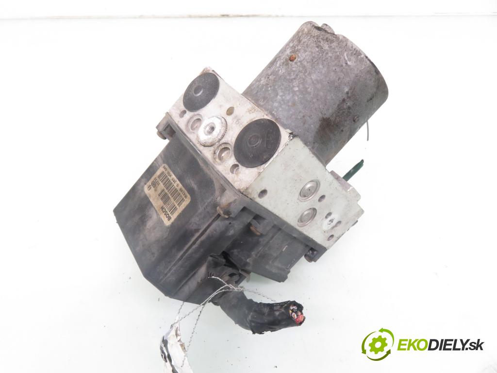 RENAULT SCENIC I (JA0/1_) MINIVAN 2001 102,00 2.0 16V (JA1B, JA1D) - F4R 740 1998,00 Pumpa ABS 0265950046 ; 8200090690 (Pumpa ABS)