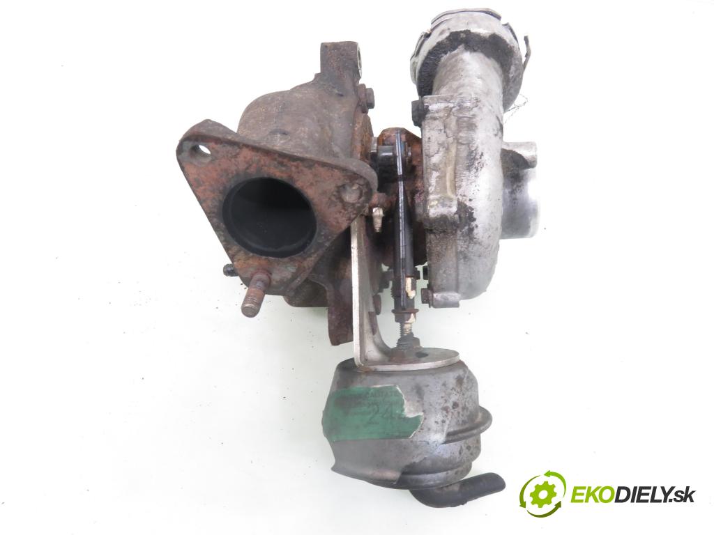 AUDI A4 Avant (8E5, B6) KOMBI 2004 96,00 1.9 TDI - AWX 1896,00 RYCHLONABÍJEČKA: GT1749VA ; 038145702G ; 7178587 (Kompletní turbodmychadlo)