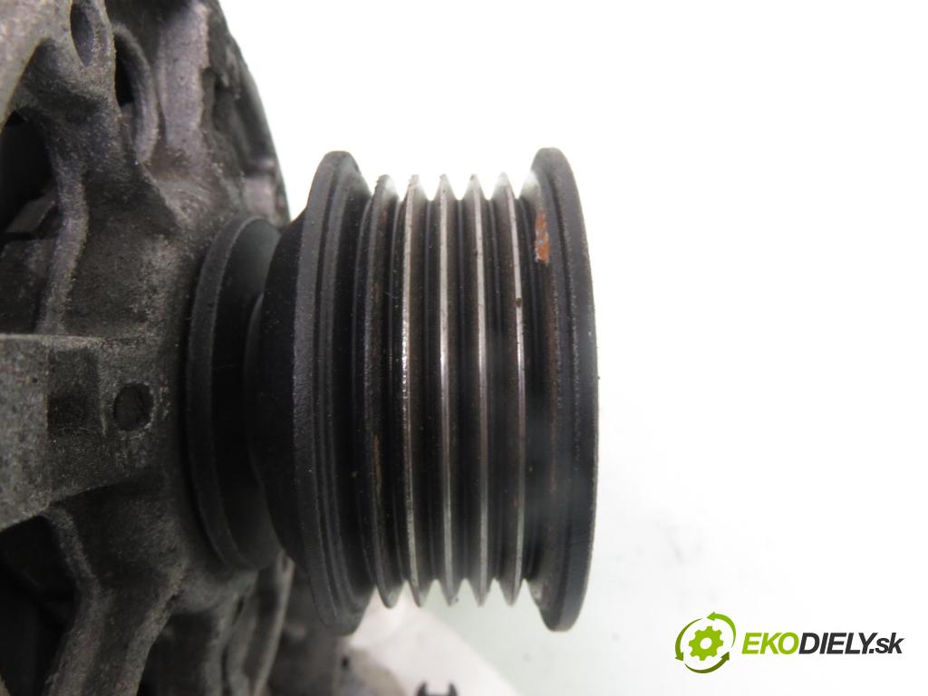 RENAULT SCENIC I (JA0/1_) MINIVAN 2001 102,00 2.0 16V (JA1B, JA1D) - F4R 740 1998,00 Alternátor 8200030635 ; 2542420C (Alternátor)