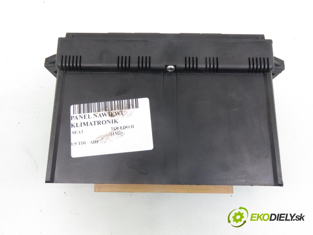 SEAT TOLEDO II (1M2) SEDAN 2001 81,00 1.9 TDI - ASV 1896,00 Panel kúrenia KLIMATRONIK 1M0820043D