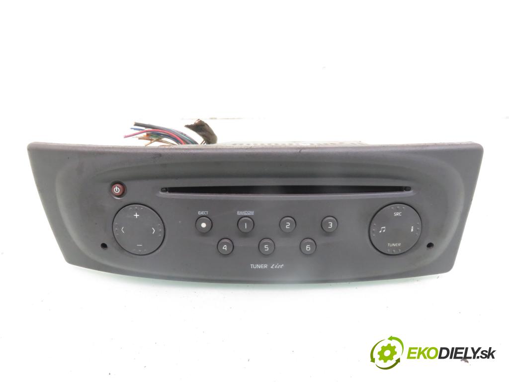 RENAULT SCENIC I (JA0/1_) MINIVAN 2001 102,00 2.0 16V (JA1B, JA1D) - F4R 740 1998,00 RADIO CD 7700434425