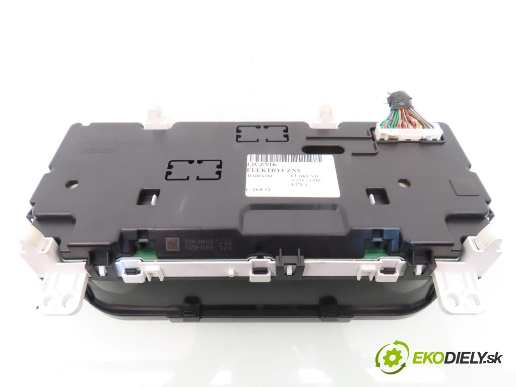 DAIHATSU CUORE VII (L275_, L285_, L276_) HB 2009 51,00 1 - 1KR-FE 998,00 prístrojovka elektrický 83800B2Z50 ; 2574400616