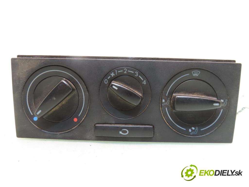 VW POLO CLASSIC (6V2) SEDAN 2001 44,00 60 1.4 - AEX 1390,00 Panel kúrenia 1J0819045F
