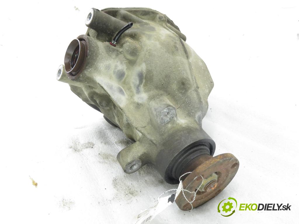 LAND ROVER FREELANDER (L314) SUV 2000 72,00 2.0 DI 4x4 - 20 T2N 1994,00 ,diferenciál 47098 ; 47156