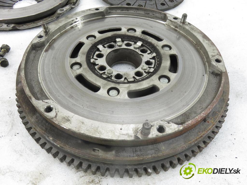 TOYOTA RAV 4 II (_A2_) SUV 2004 85,00 2.0 D-4D 4WD (CLA20_, CLA21_) - 1CD-FTV 1995,00 Koleso dvojvrstvové 323063410 ; 415021510
